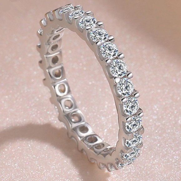 🎀 925 Silver Plated Bar Setting Round Cut Moissanite CZ Ring, GPMB1559 - Picture 1 of 5